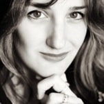 Anna B – Italian female voice talent